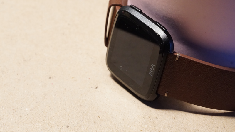 Illustration for article titled The Fitbit Versa Is the First Real Bargain Smartwatch
